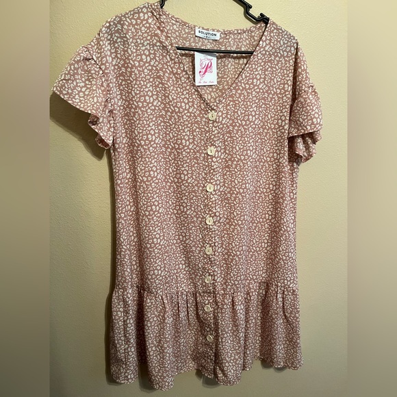 BOUTIQUE SUMMER DRESS - Picture 1 of 4